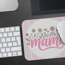 Gardeners_Mouse_Pad_-_Mama_Lifestyle_Mockup.png