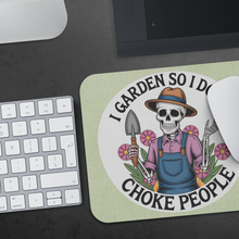 Gardeners_Mouse_Pad_-_So_I_Dont_Choke_P_Lifestyle_Mockup.png