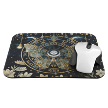 Pendulum_Board_Divinity_Tools_-_Luna_Mot_With_Mouse_Mockup.png